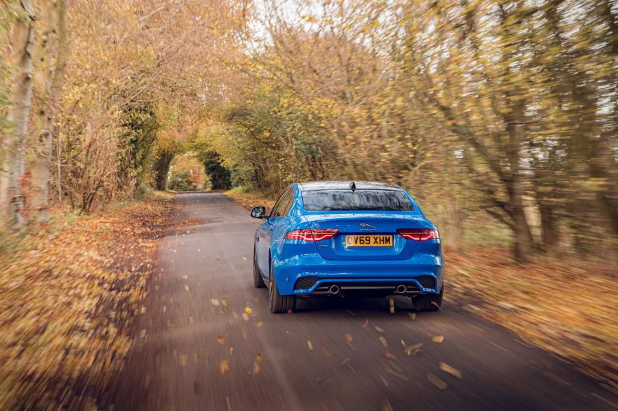  Jaguar XE R-Dynamic Reims Edition 2020 года  (UK) (фото 8 из 84)